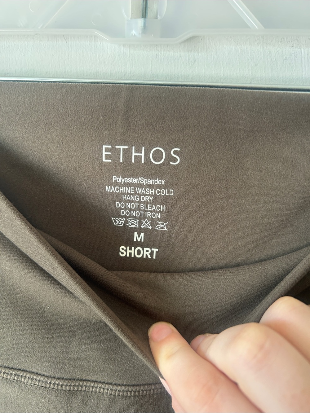 ETHOS M- Short Active Leggings in Olive Brown
